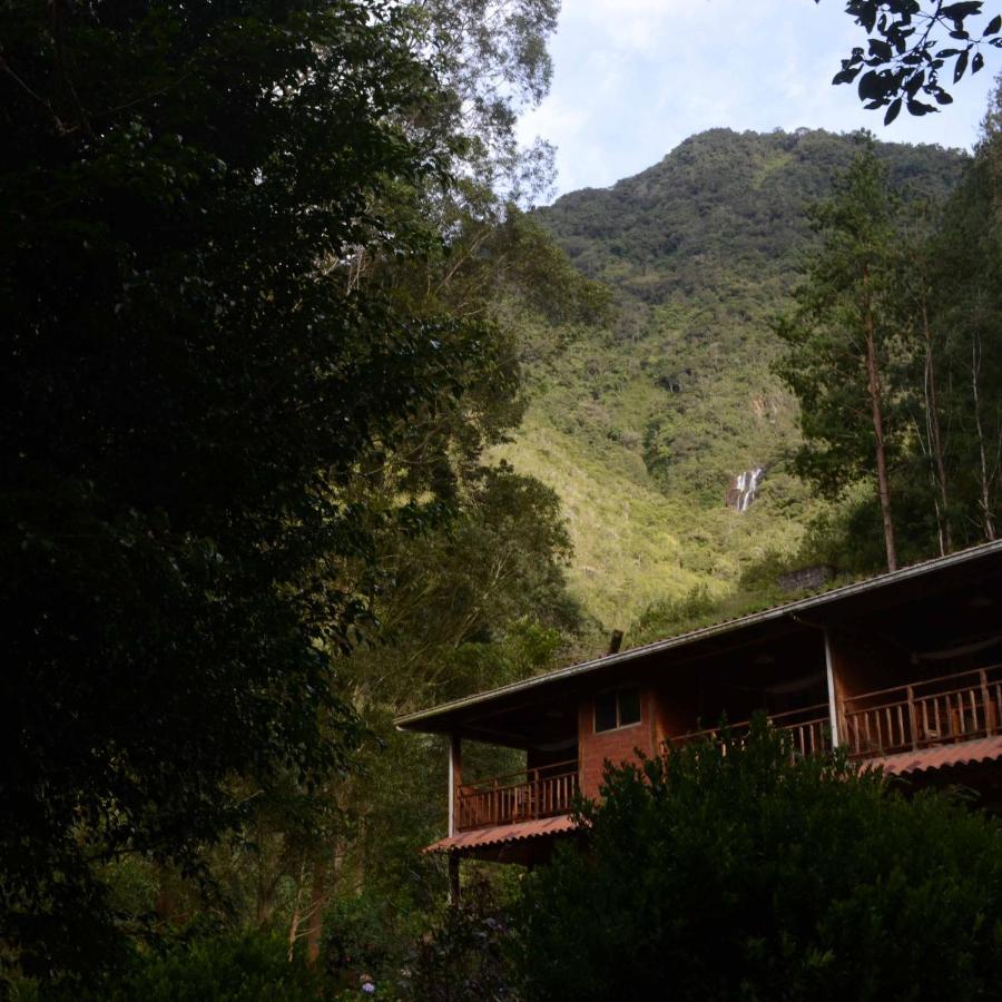 Mama Tungu Hostel Baños Exterior foto